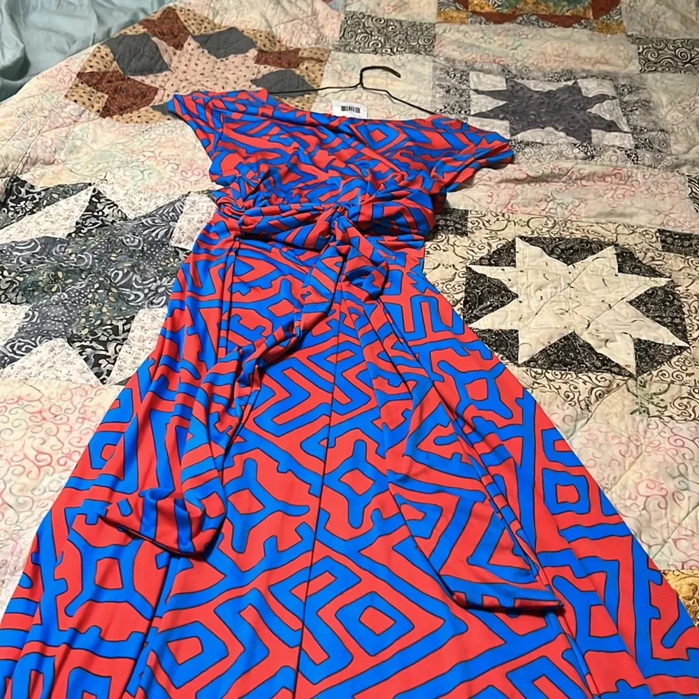 NWT geometric pattern maxi dress - Picture 3 of 4